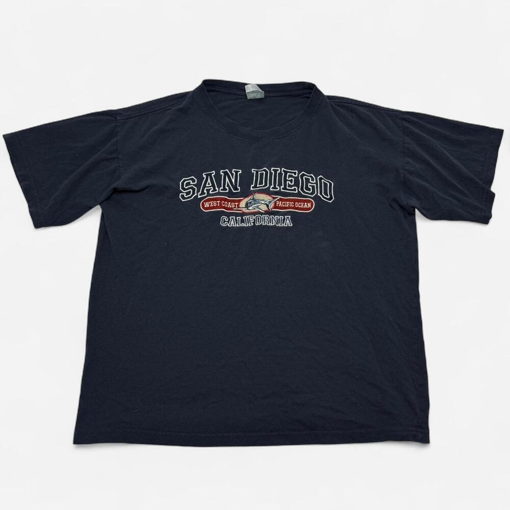 San Diego California Embroidered Graphic T-Shirt Navy Large